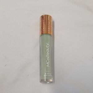 Green 4-in-1 Colour Corrector